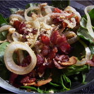 カリカリベーコンのほうれん草サラダ