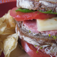 コッホサラミのサンドイッチ