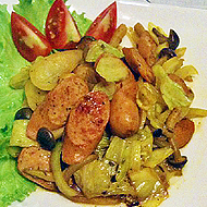 オリジナルウィンナーの香辛料の効いたインド風ソテー